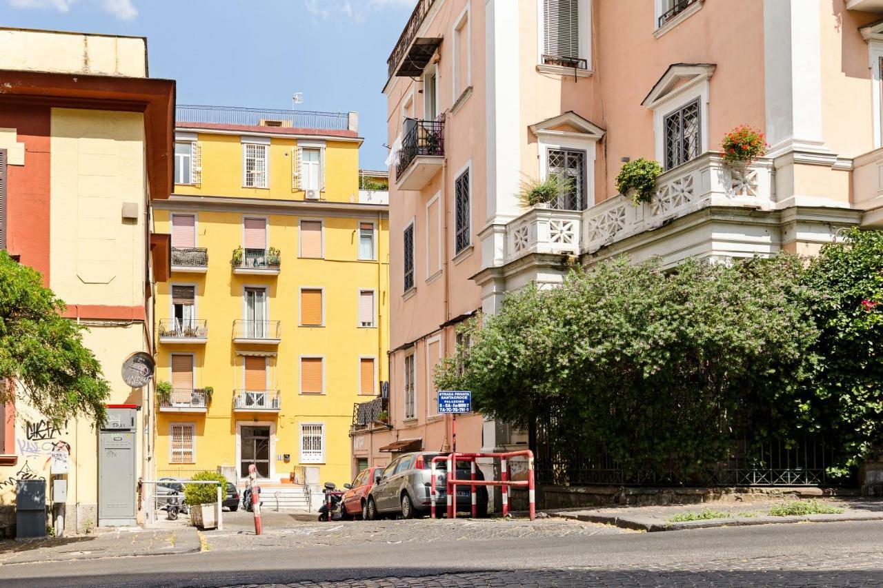 Salvator Rosa Metro Station Flat Apartment Neapel